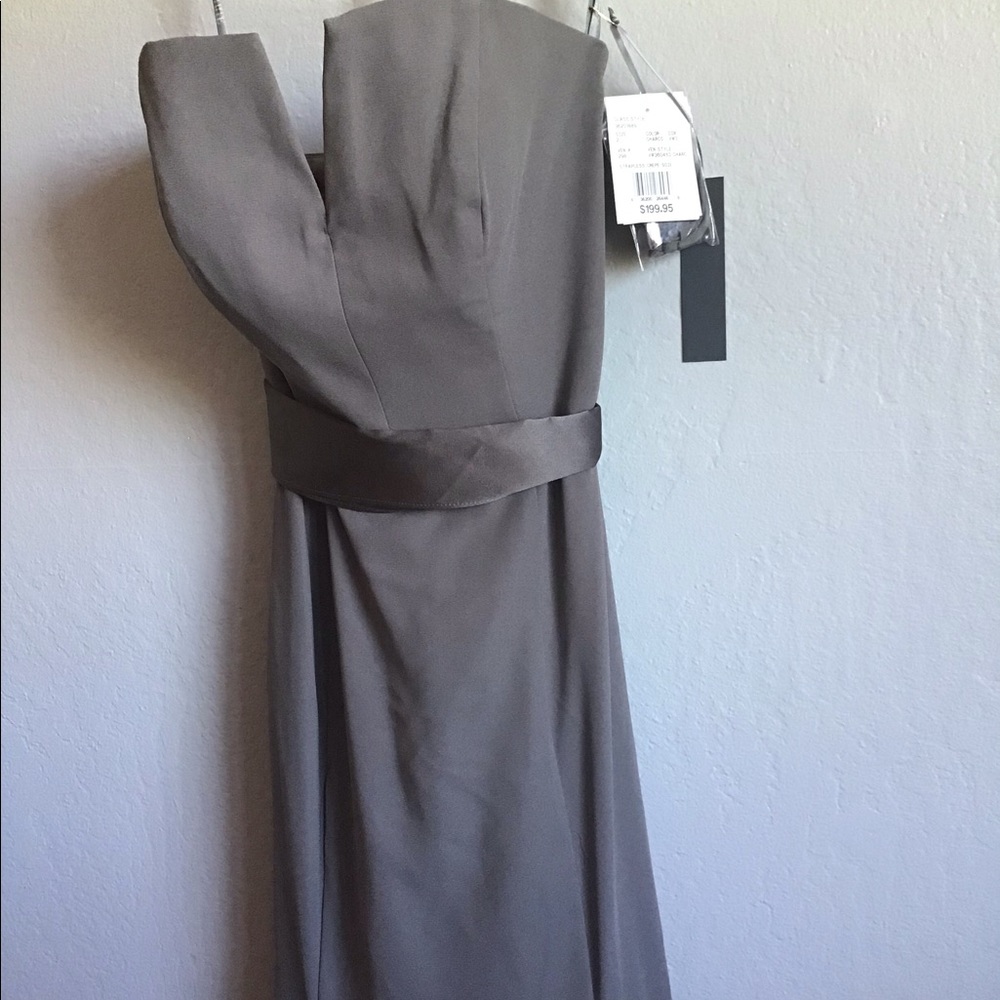 V Wire Crepe Mermaid Dress - Picture 3 of 7